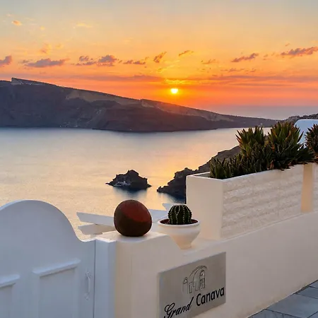 Grand Canava Villa Oia